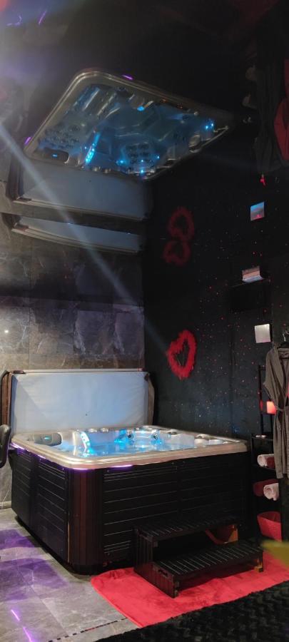 Loft Romantique Hammam Spa Privatif Playroom Grenoble Eksteriør billede